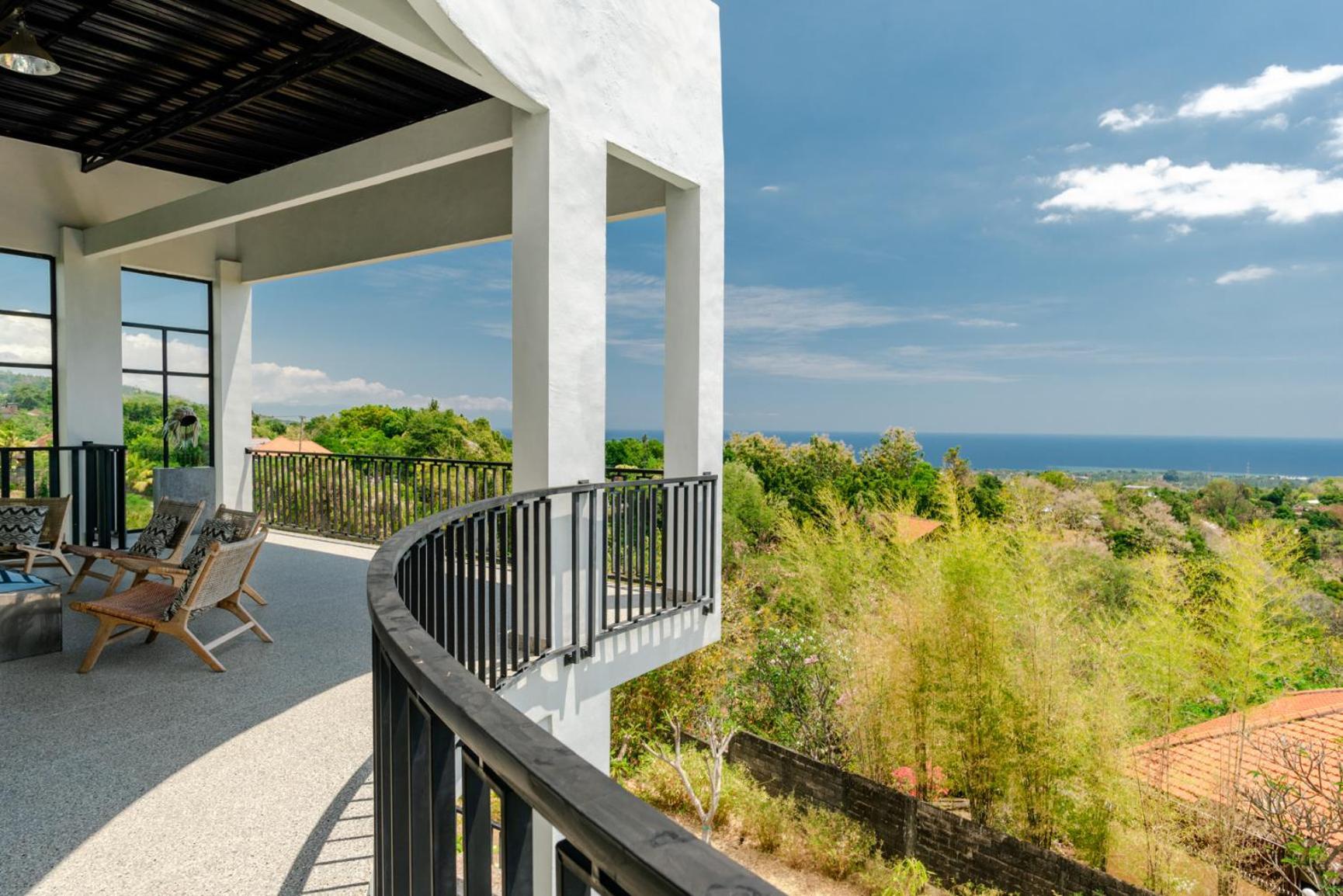 The Hacienda Lovina Villa Exterior foto