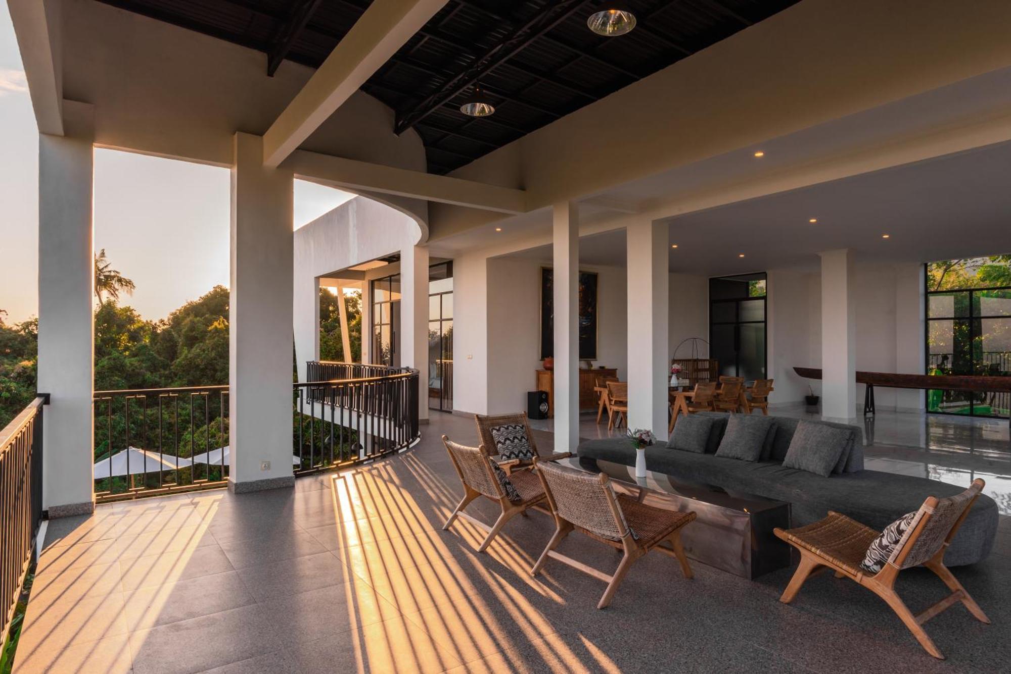 The Hacienda Lovina Villa Exterior foto